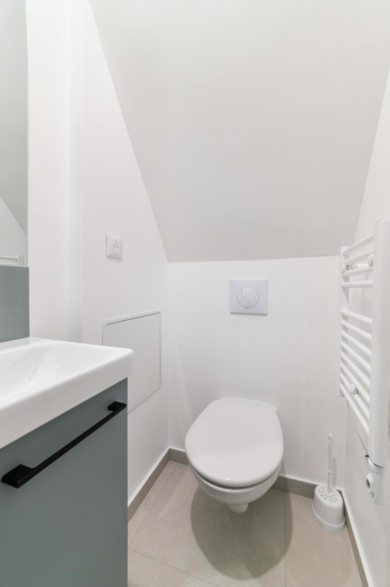 2 Pieces Refait A Neuf Dernier Etage - Paris 19 - 4P - Flat-Guest Exterior foto
