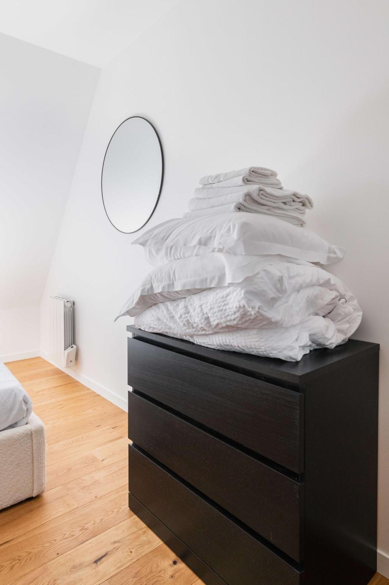 2 Pieces Refait A Neuf Dernier Etage - Paris 19 - 4P - Flat-Guest Exterior foto